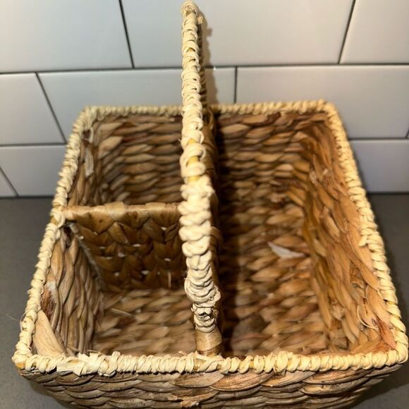 Wicker Basket Caddy - Picture 3 of 6